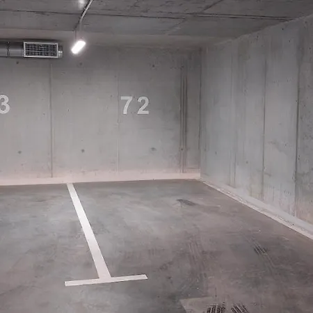 Ogrody 2 & Parking アパート